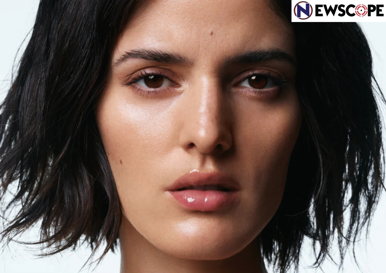 ত্বক শুষ্ক (Dry Skin) হয়ে গেলে কি করা উচিৎ? ত্বক শুষ্ক (Dry Skin) হয়ে গেলে কি করা উচিৎ?